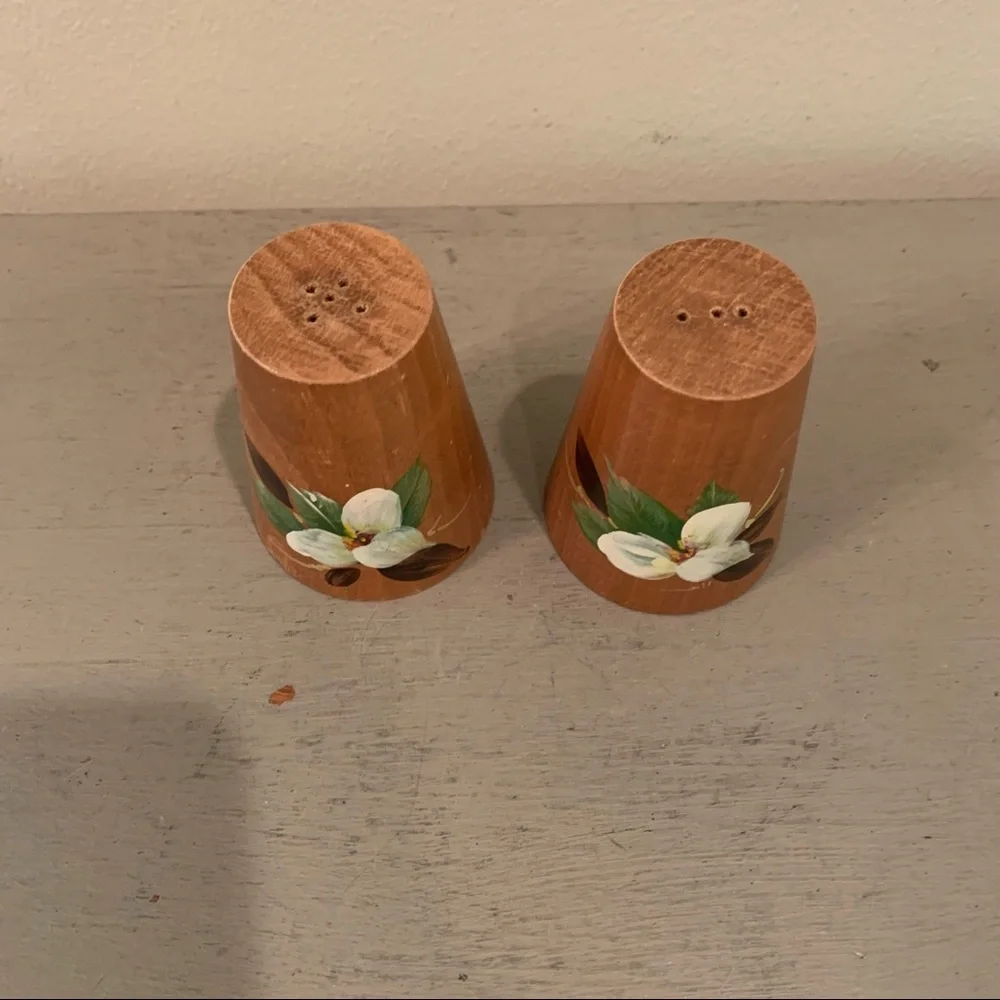 Vintage Wood Salt And Pepper Shakers